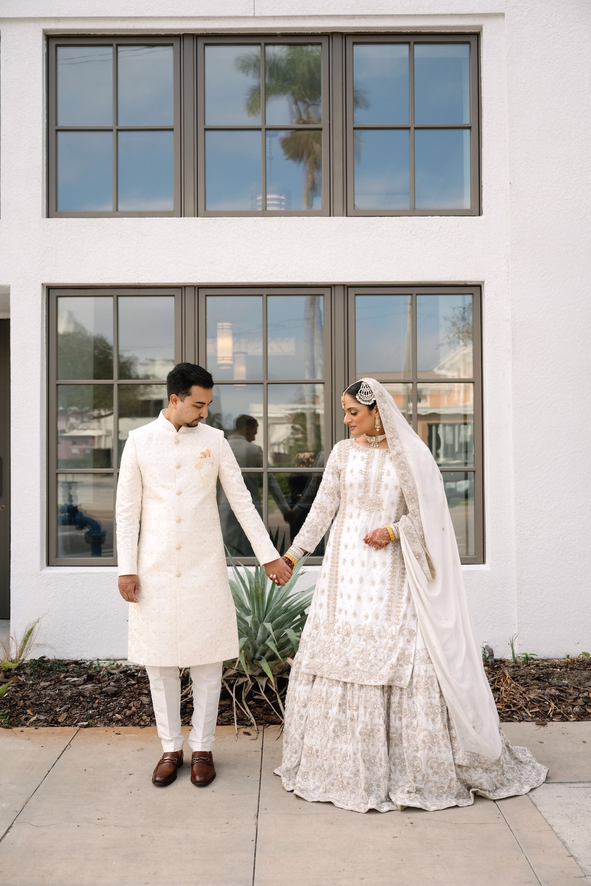 Bride and Groom Wedding Portrait | St Pete Photographer Dewitt For Love Photography