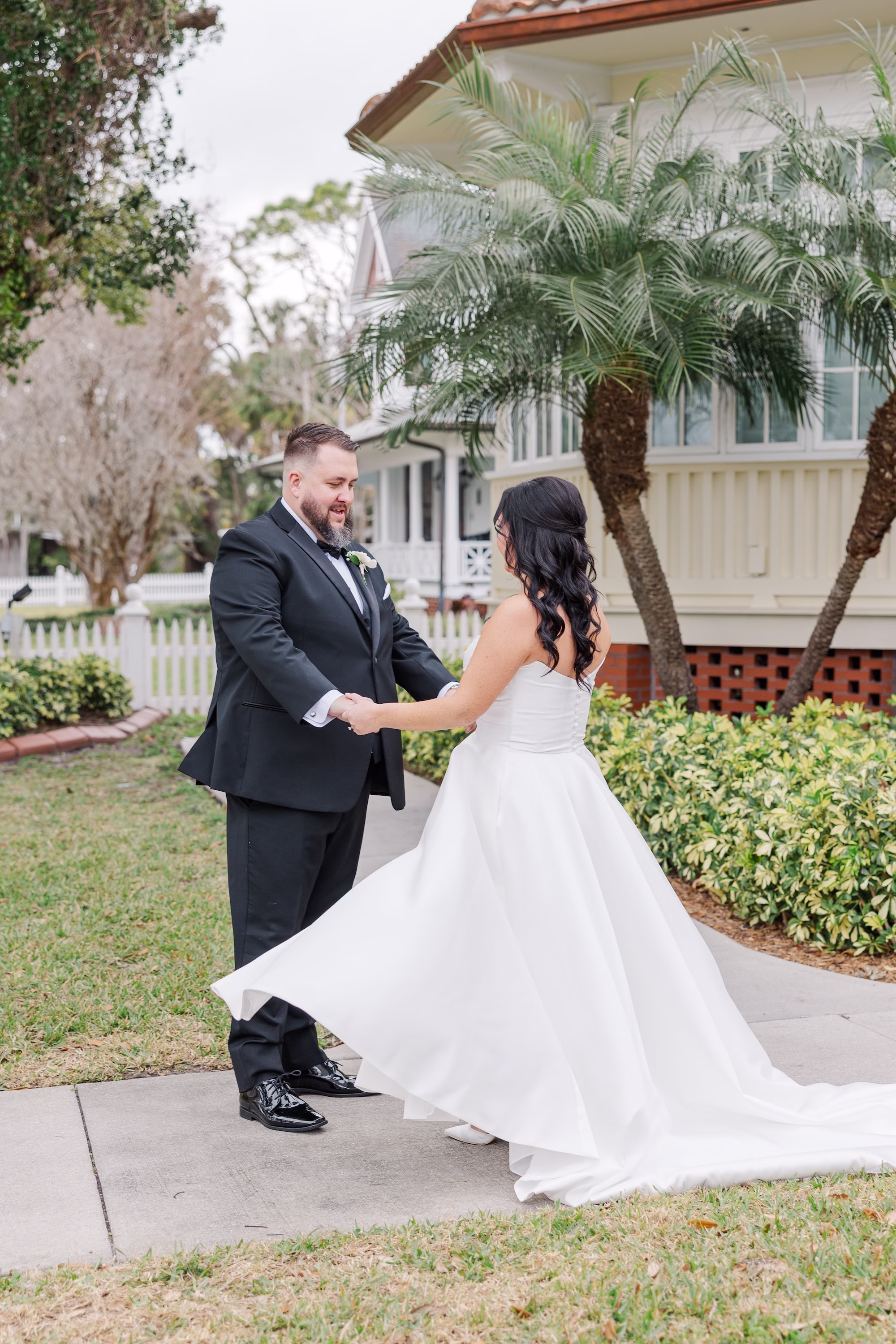 Bride and Groom First Look Wedding Portrait | Palmetto Content Creator Behind The Vows
